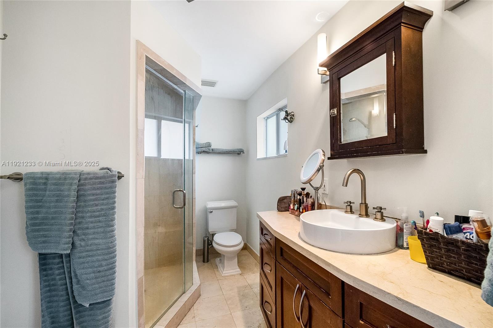 PALMETTO DUPLEXES - Residential Lease