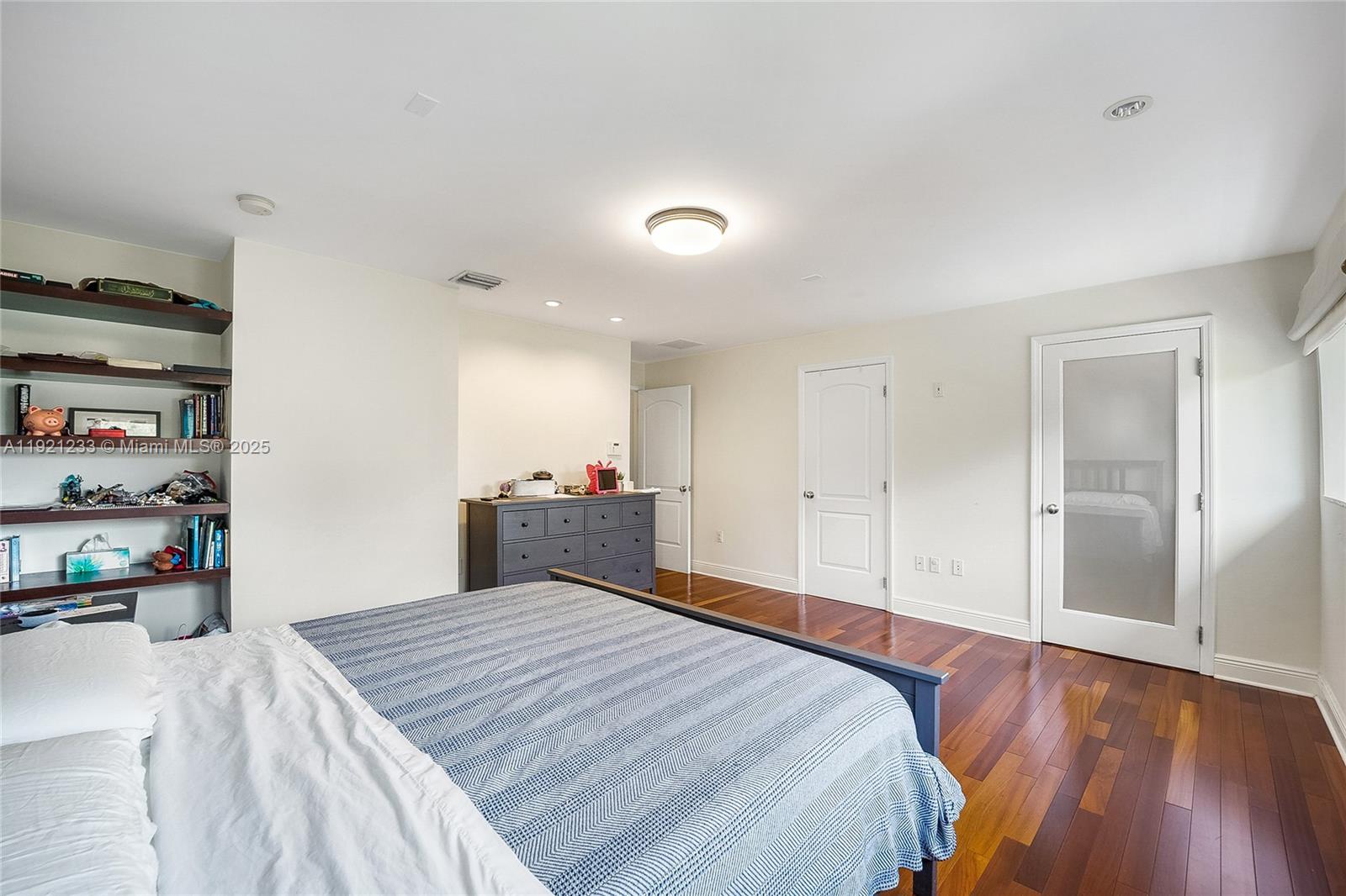 PALMETTO DUPLEXES - Residential Lease