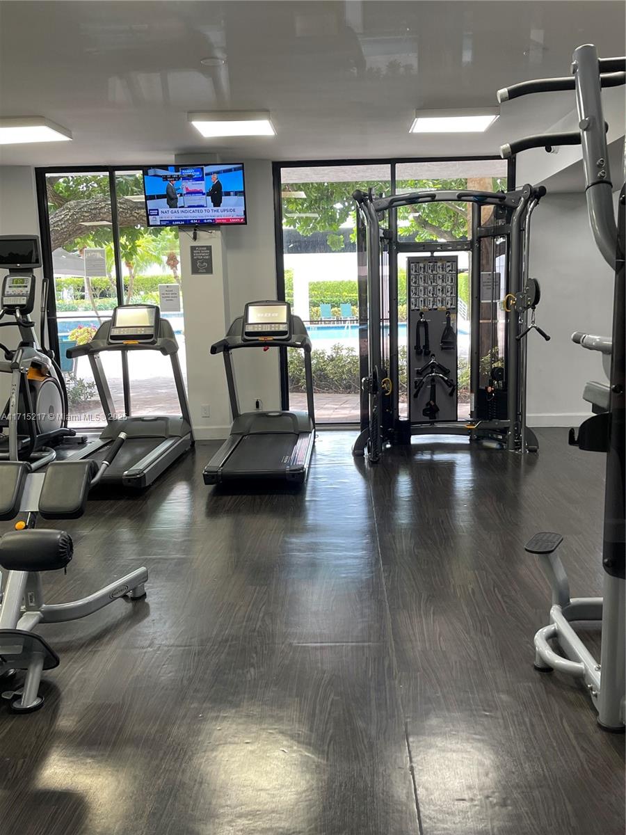 PARC CENTRAL AVENTURA EAS - Residential