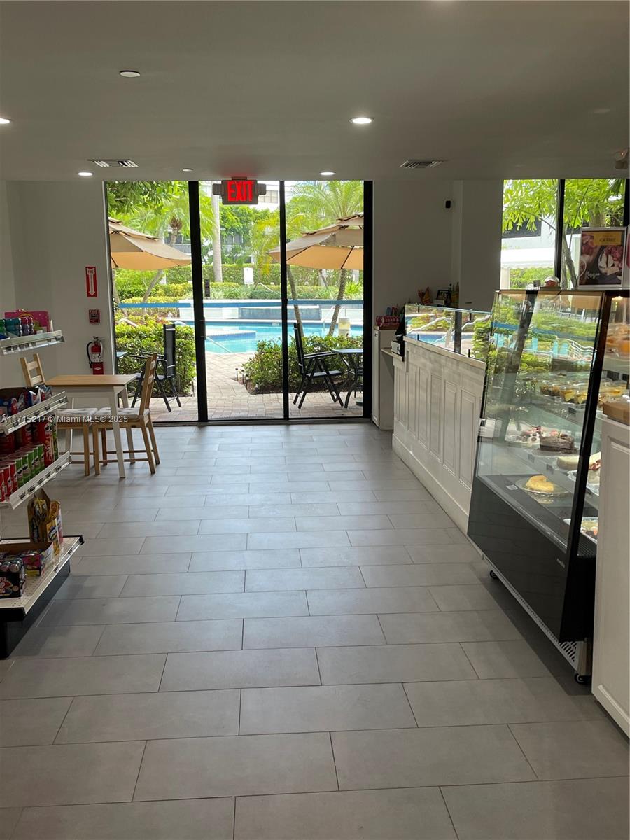 PARC CENTRAL AVENTURA EAS - Residential