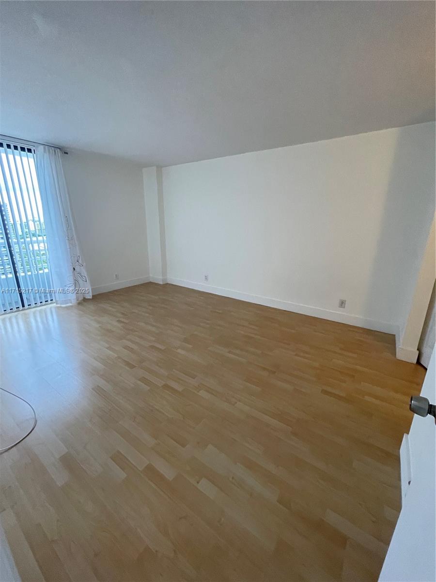 PARC CENTRAL AVENTURA EAS - Residential