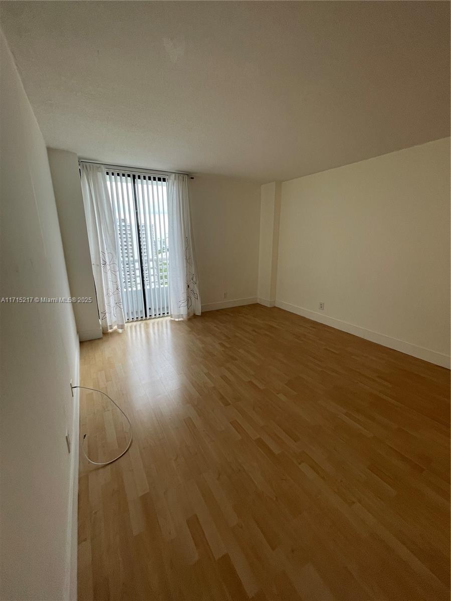 PARC CENTRAL AVENTURA EAS - Residential