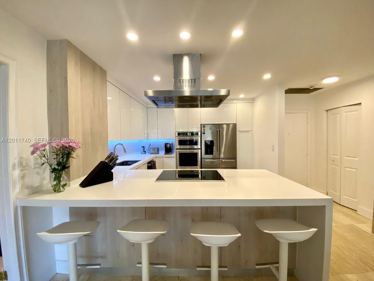 251 Crandon Blvd 139