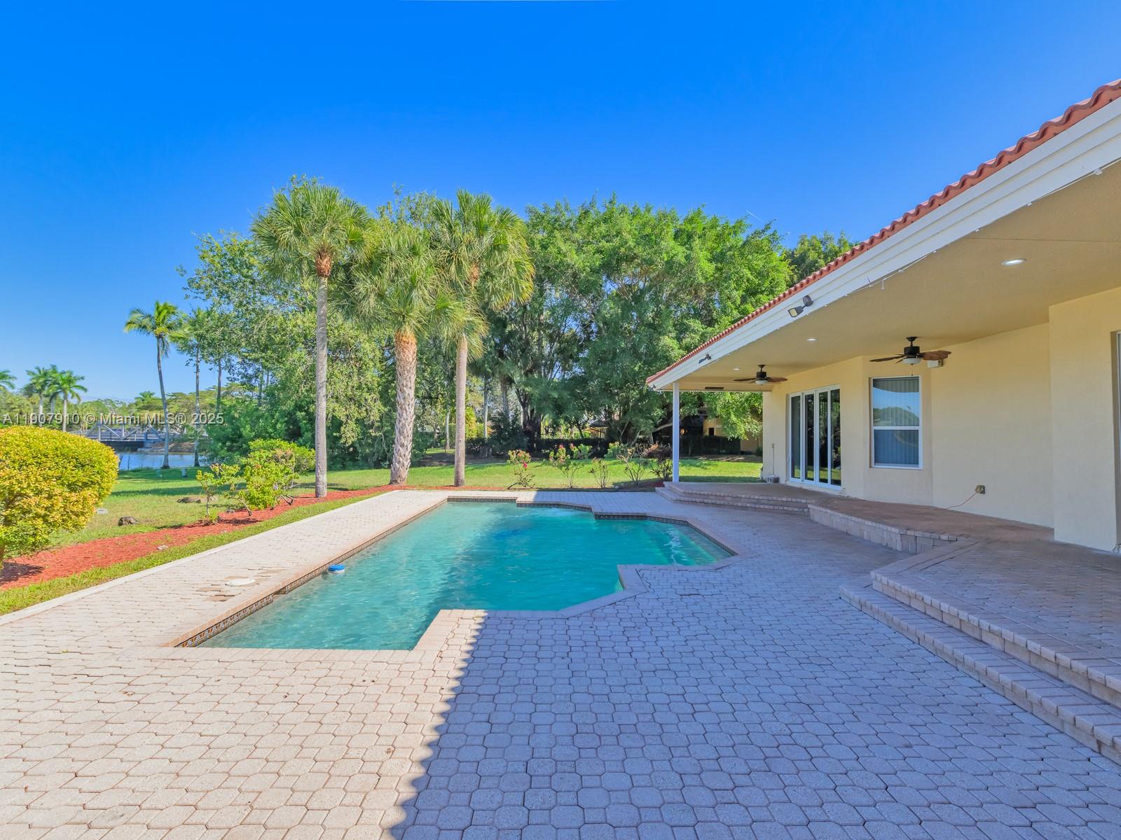 WINDMILL RANCH ESTATES - Residential