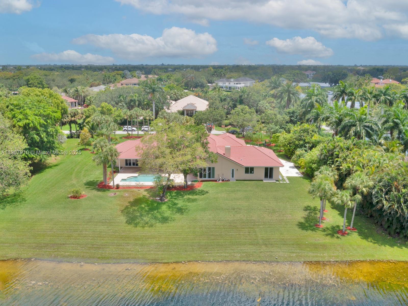 WINDMILL RANCH ESTATES - Residential