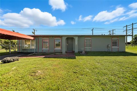 13605 SW 73rd Ter Miami FL 33183