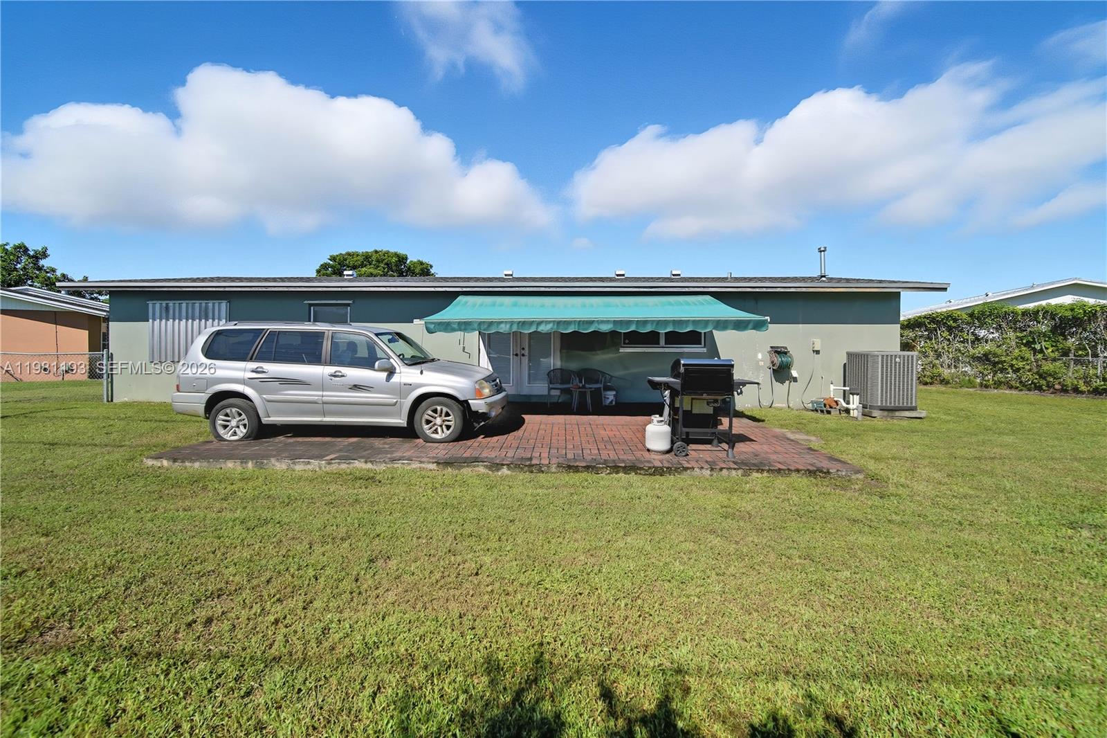 WINSTON PARK UNIT 5 - Residential