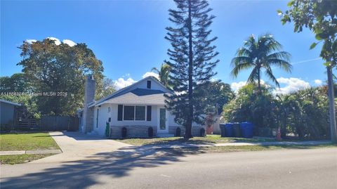 Photo of 2614 Monroe St, Hollywood, FL 33020 (MLS # A11868224)
