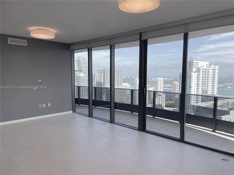 1000 Brickell Plz PH5405 Miami FL 33131