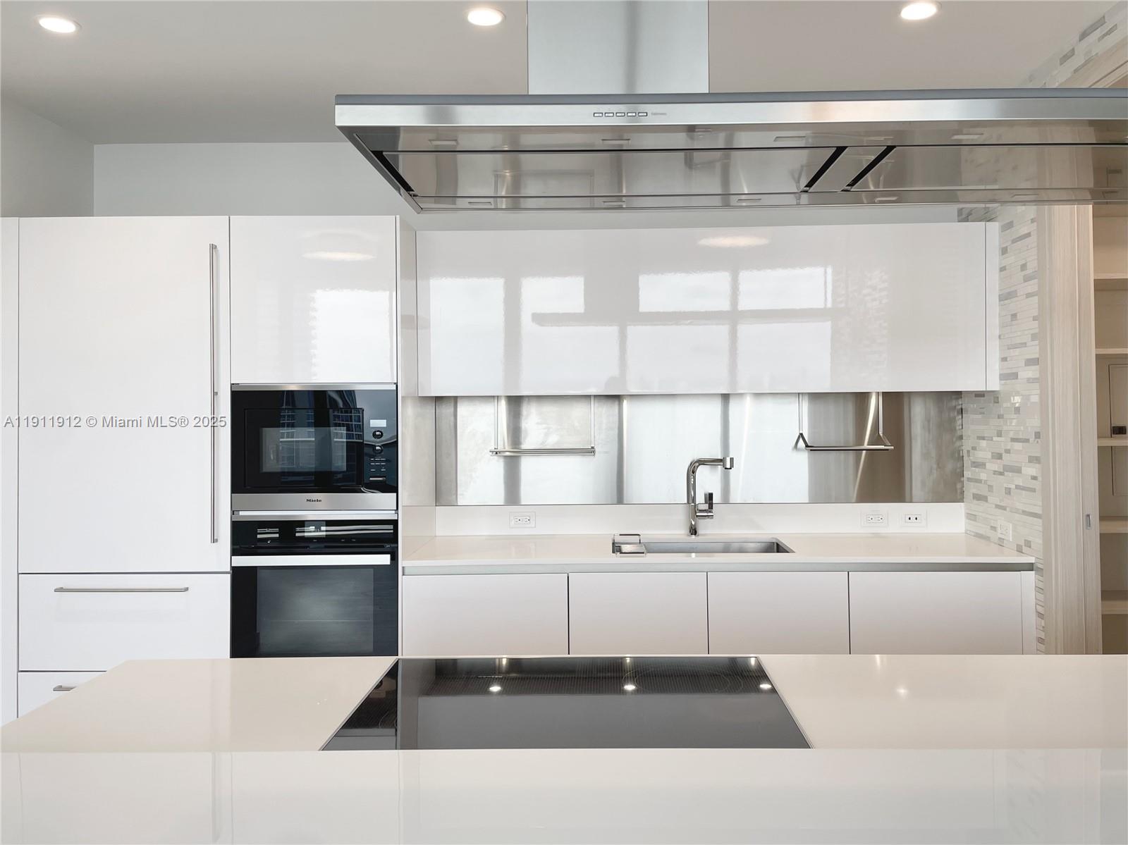 BRICKELL FLATIRON CONDO - Residential Lease