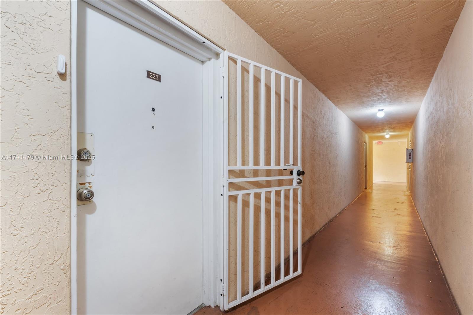 WESTCHESTER POINT CONDO - Residential