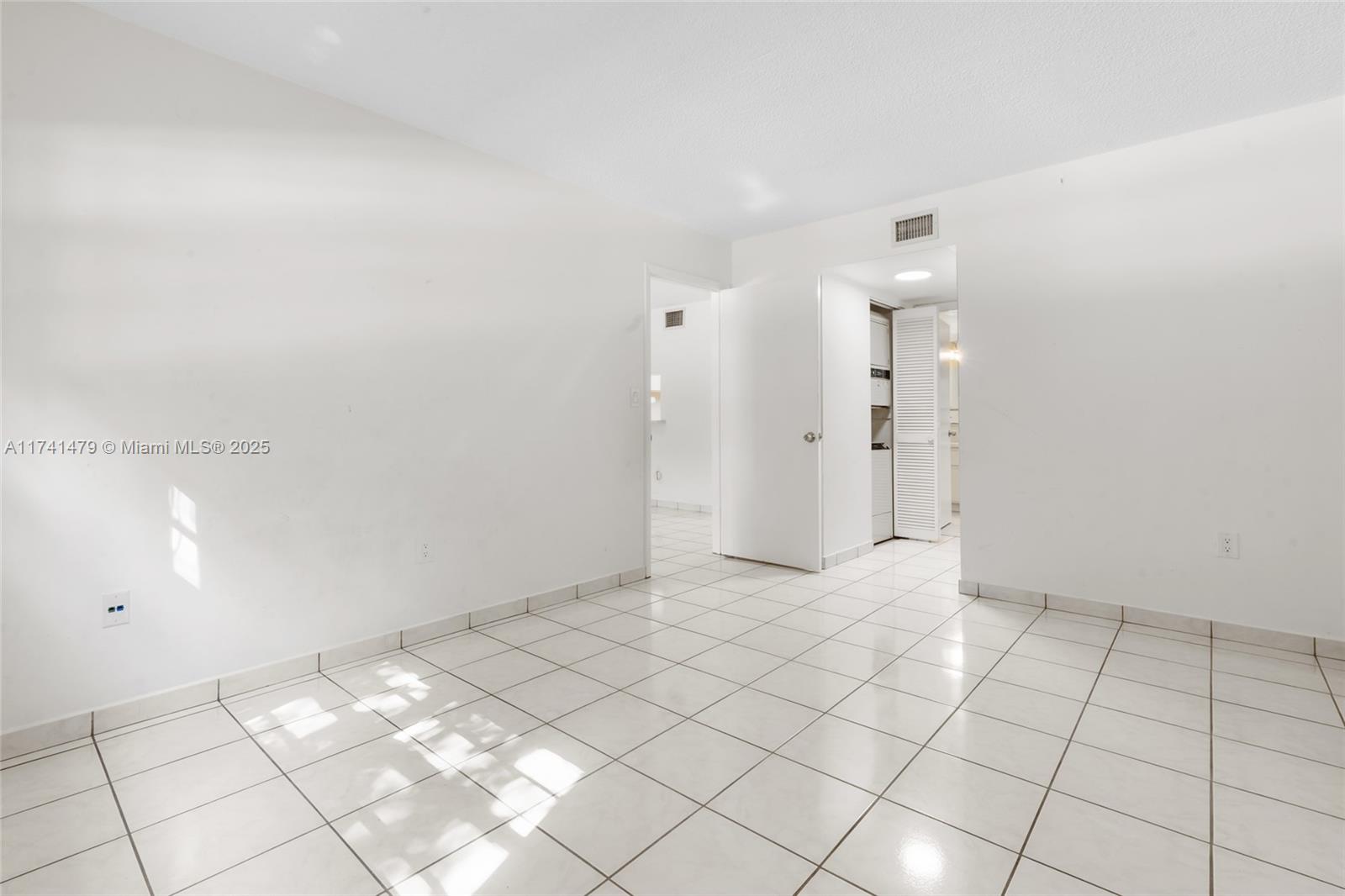 WESTCHESTER POINT CONDO - Residential