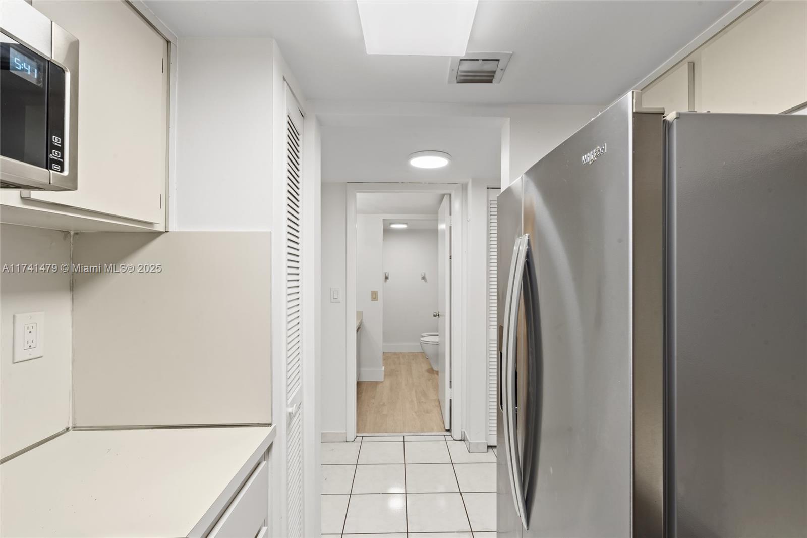 WESTCHESTER POINT CONDO - Residential