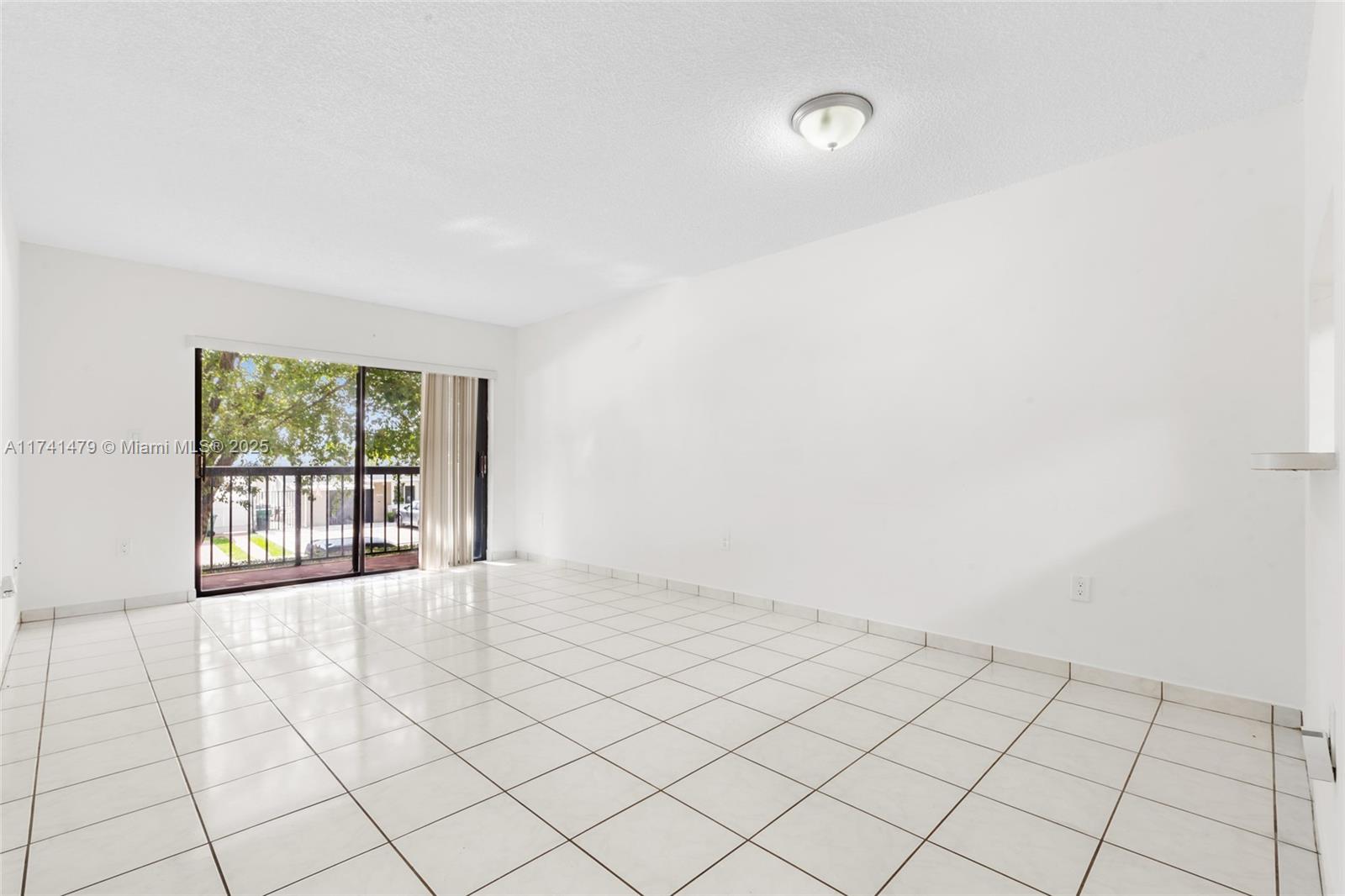 WESTCHESTER POINT CONDO - Residential