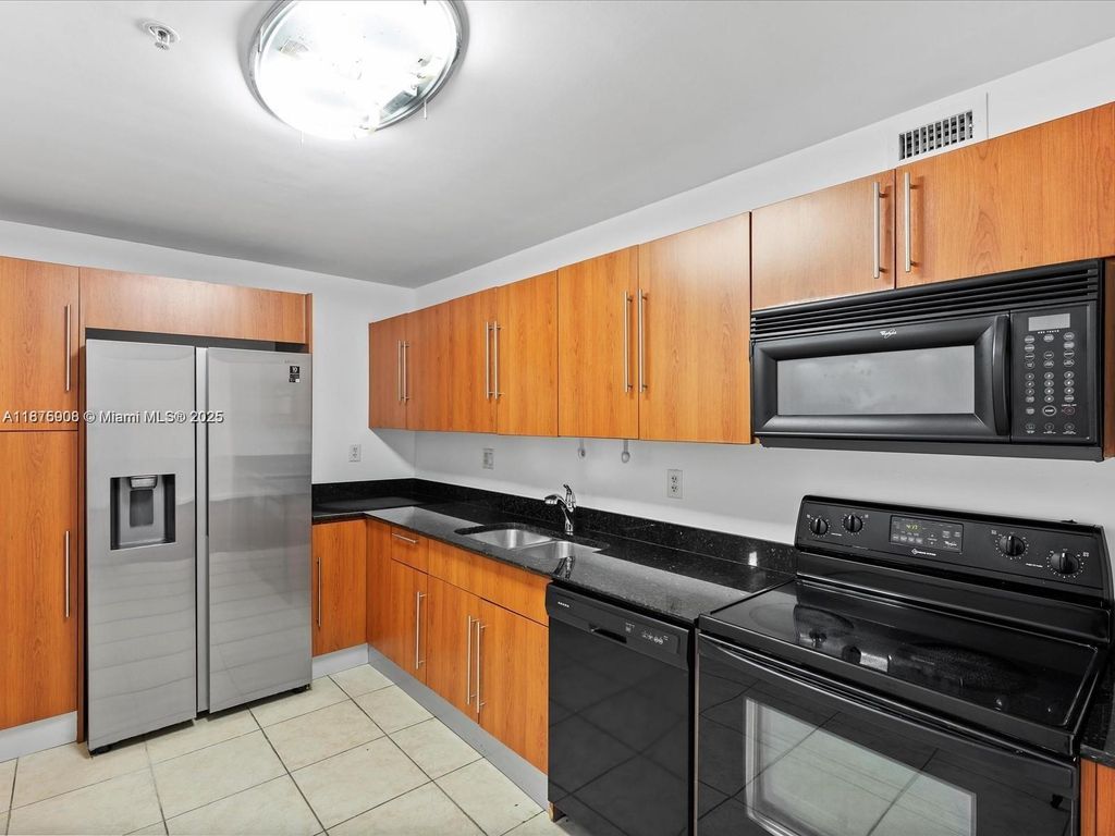 Photo of 3000 S Ocean Dr #206, Hollywood, FL 33019 (MLS # A11875908)