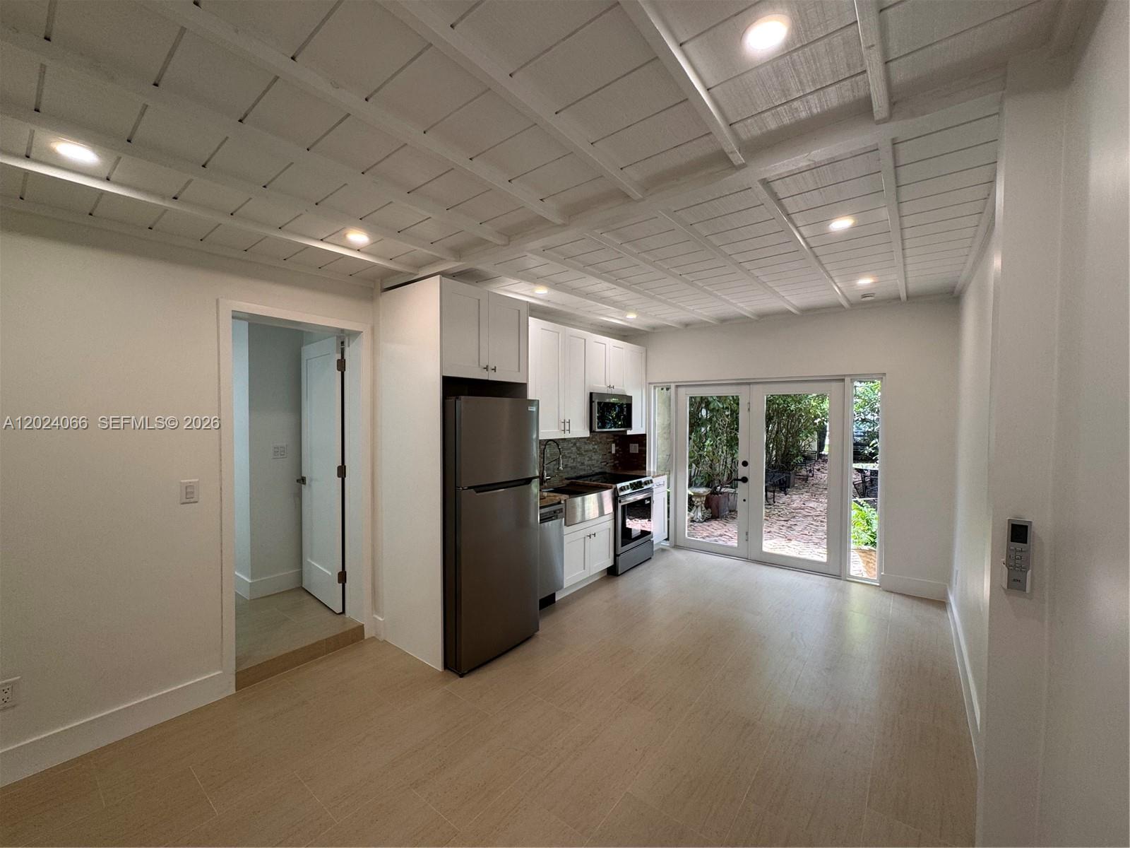C GAB DOUGLAS SEC - Residential Lease