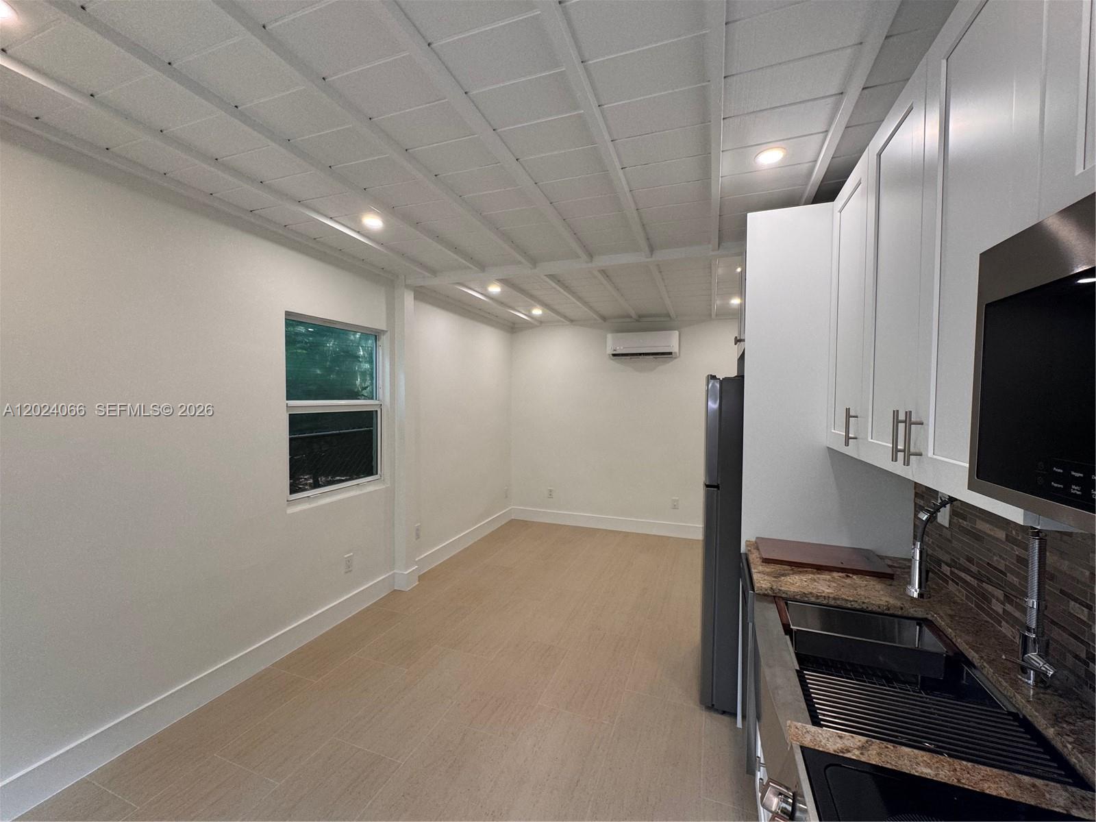 C GAB DOUGLAS SEC - Residential Lease