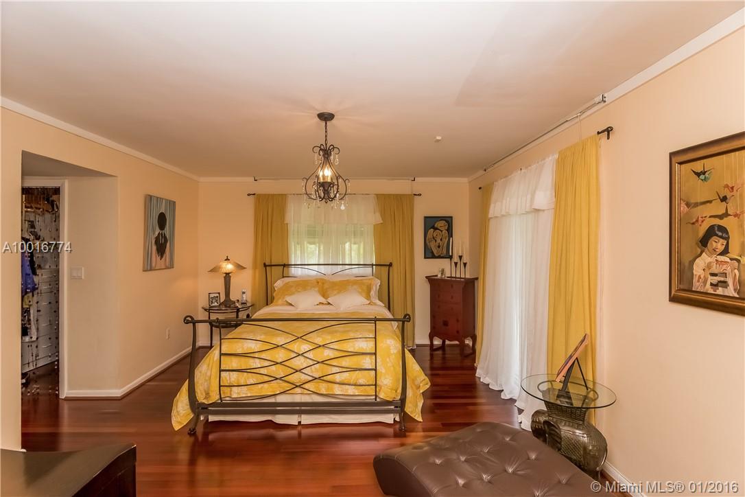 Lake Shore South - Residential