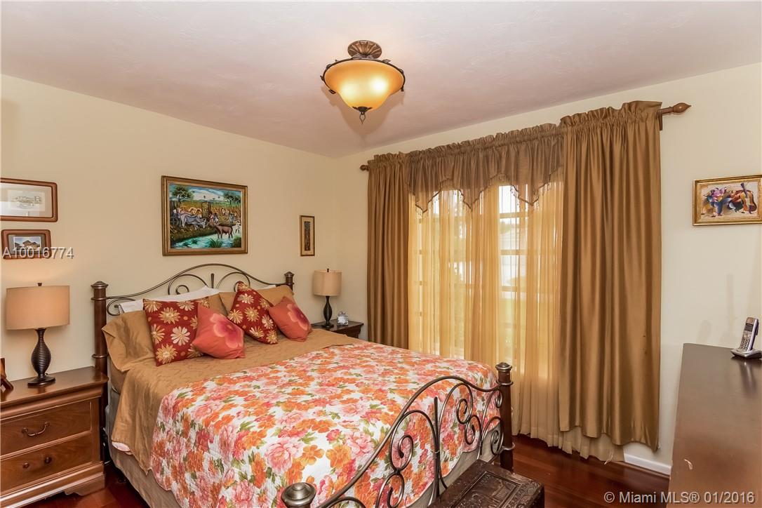 Lake Shore South - Residential