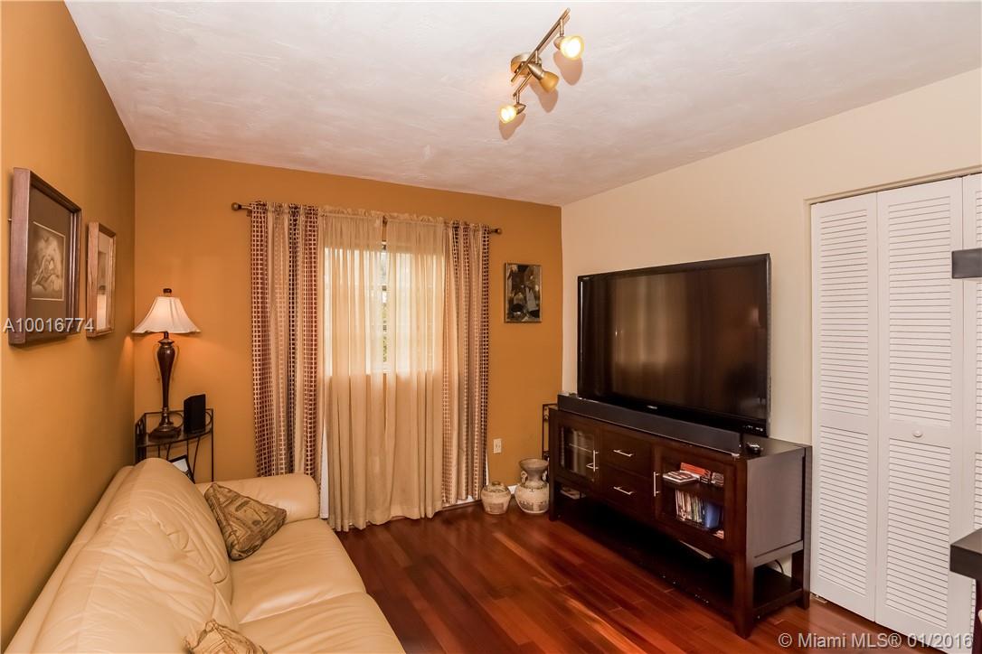 Lake Shore South - Residential