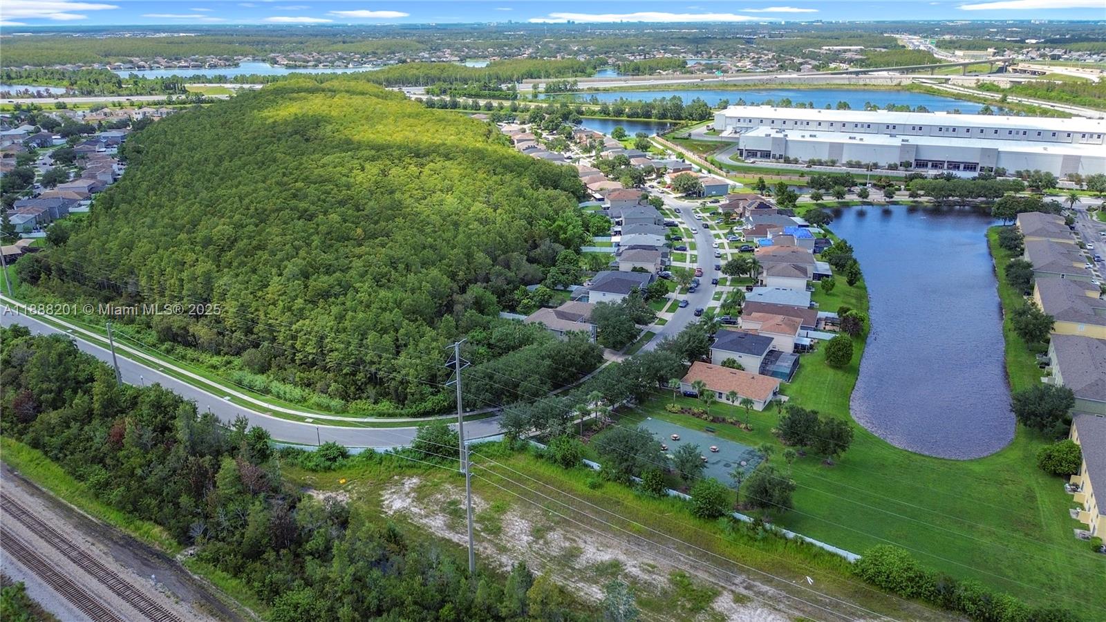 WINDROSE/ SOUTHMEADOWUN01 - Residential
