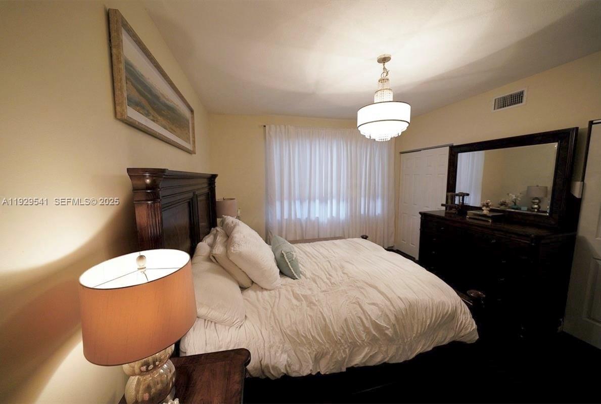 FOUNTAINS OF JACARANDA - Residential Lease