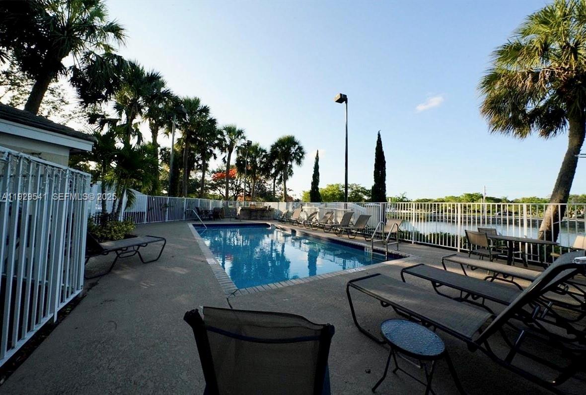 FOUNTAINS OF JACARANDA - Residential Lease