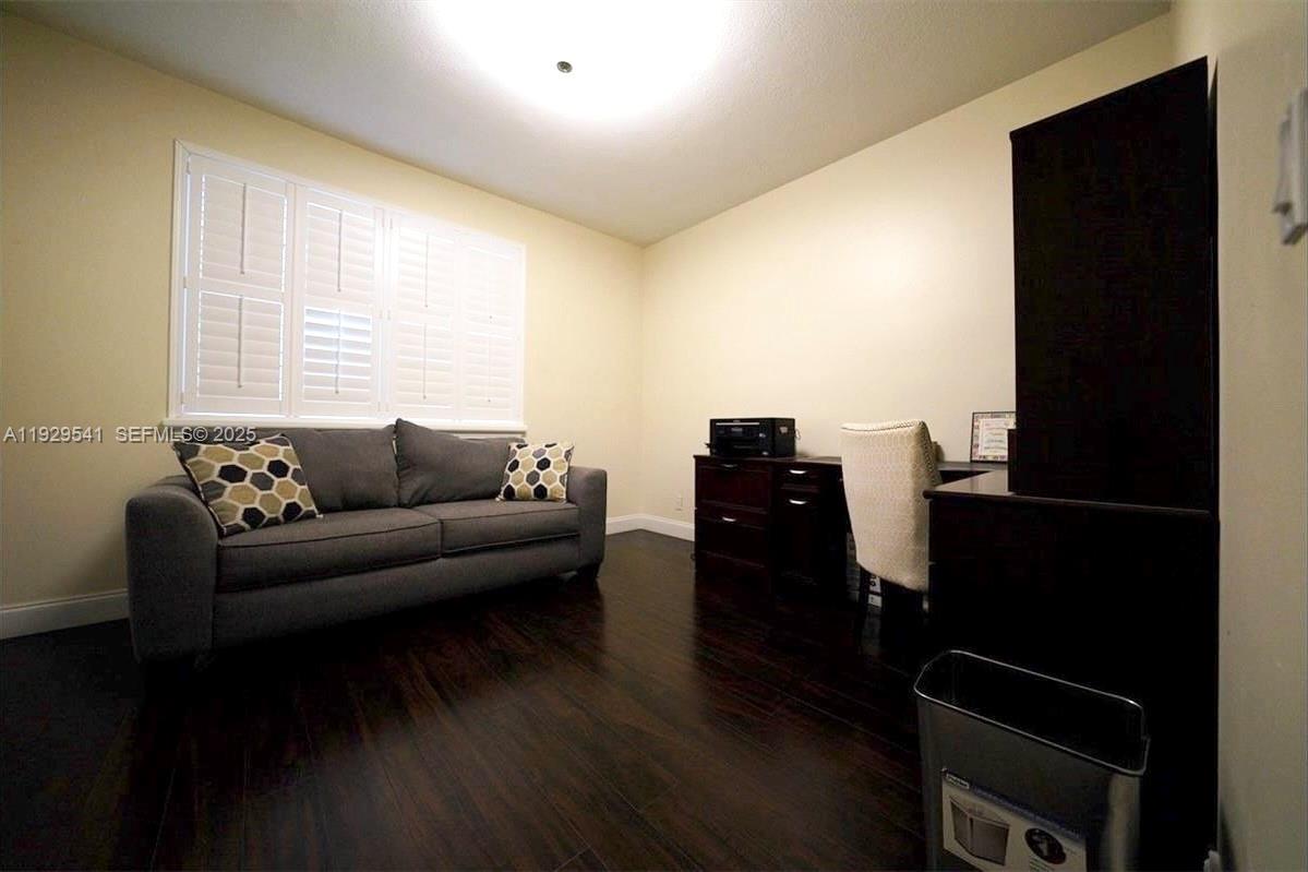 FOUNTAINS OF JACARANDA - Residential Lease