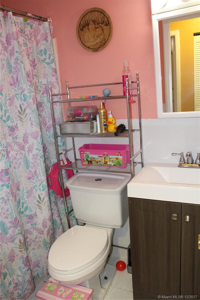 HOWITT SUB - Residential