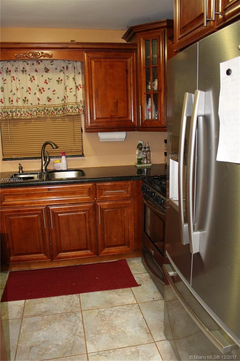 HOWITT SUB - Residential