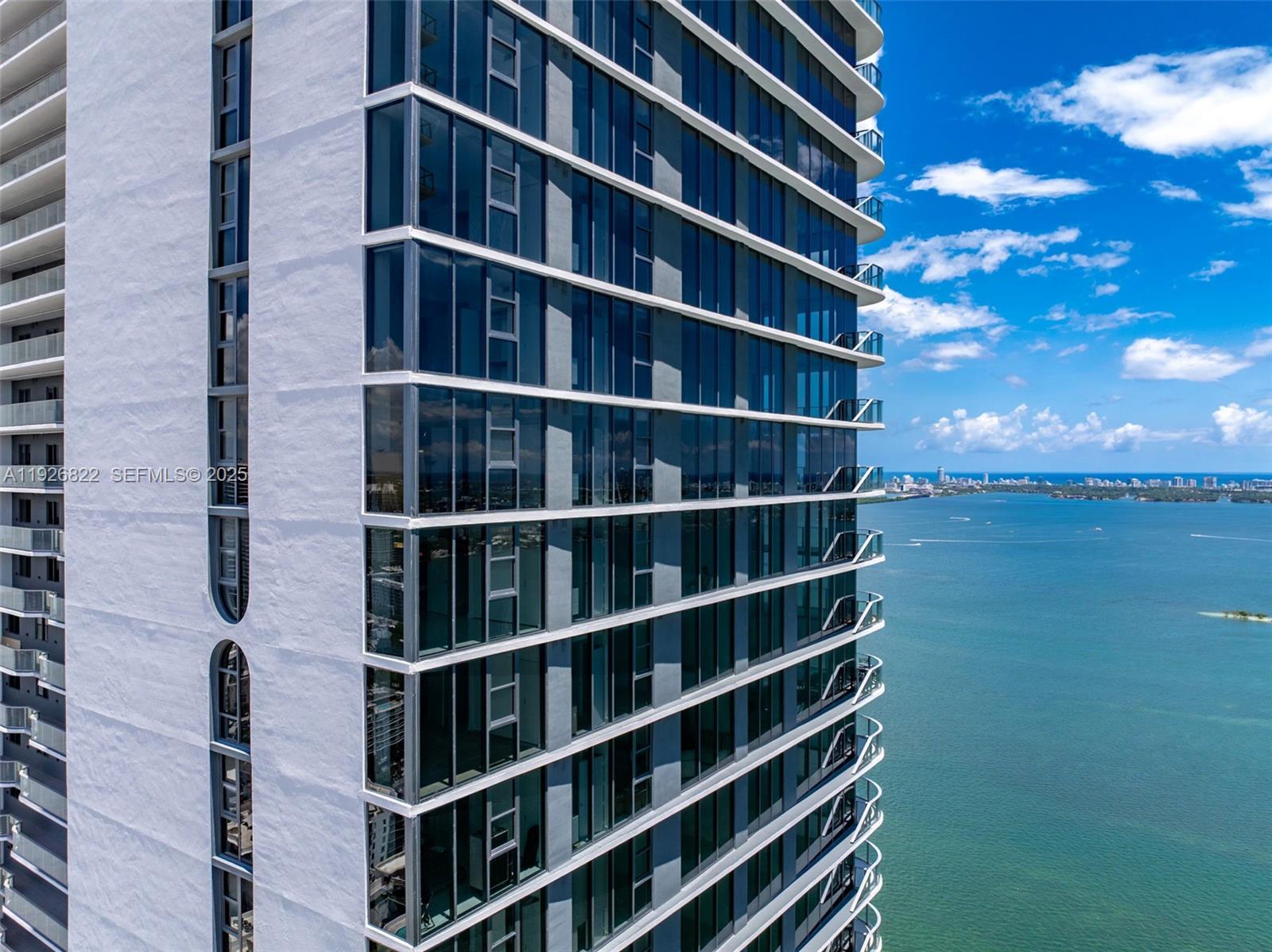 ARIA RESERVE SOUTH - Residential Lease