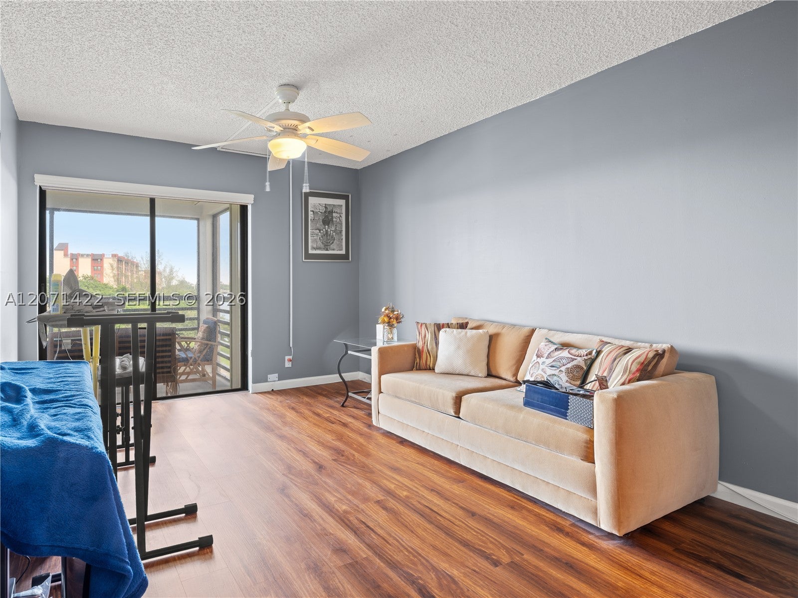 2314 S Cypress Bend 611
