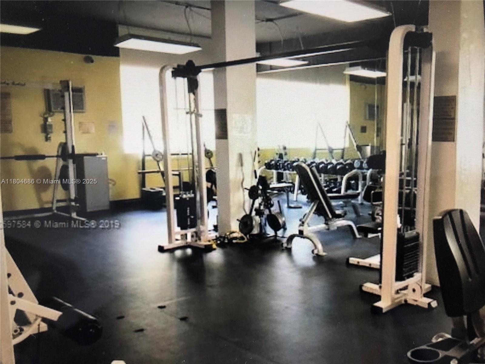 BRICKELL BISCAYNE CONDO - Residential