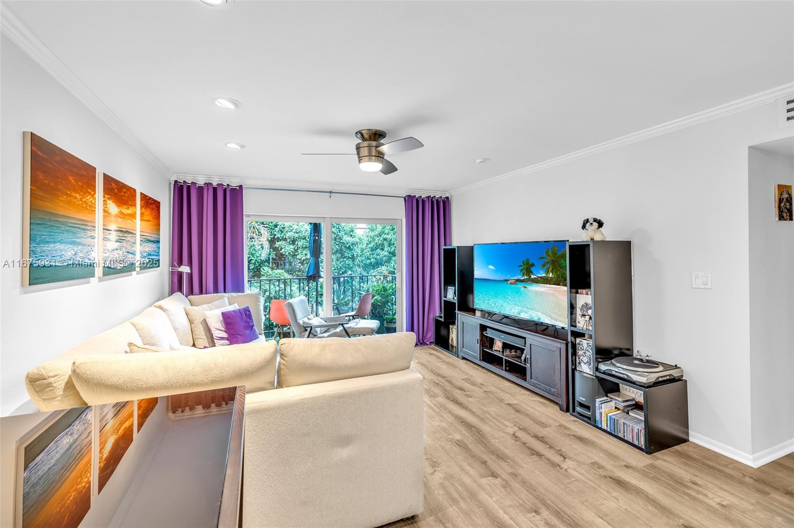 RACQUET CLUB - Residential