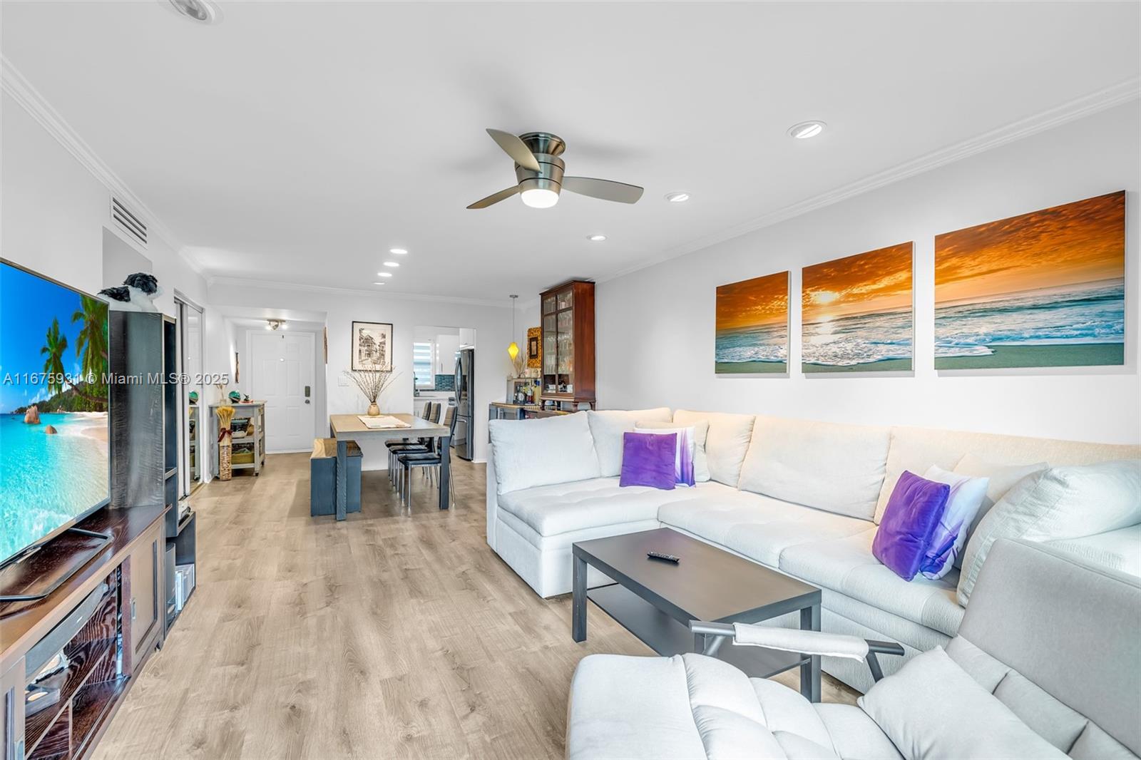 RACQUET CLUB - Residential