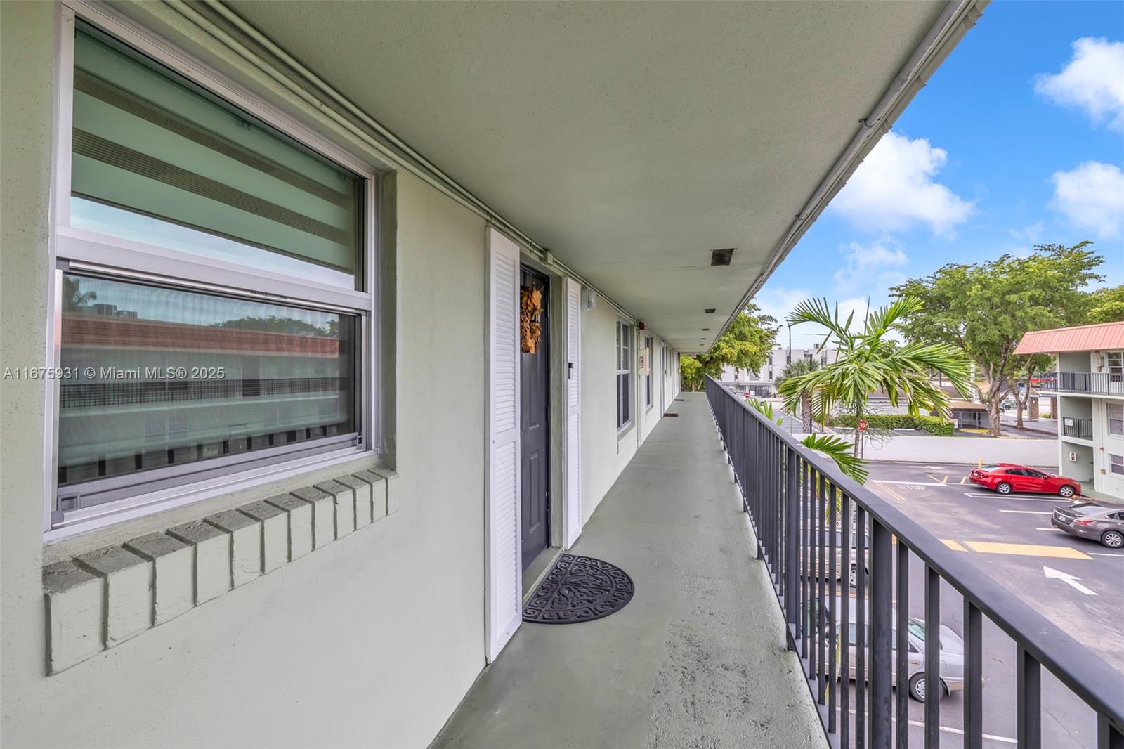 RACQUET CLUB - Residential