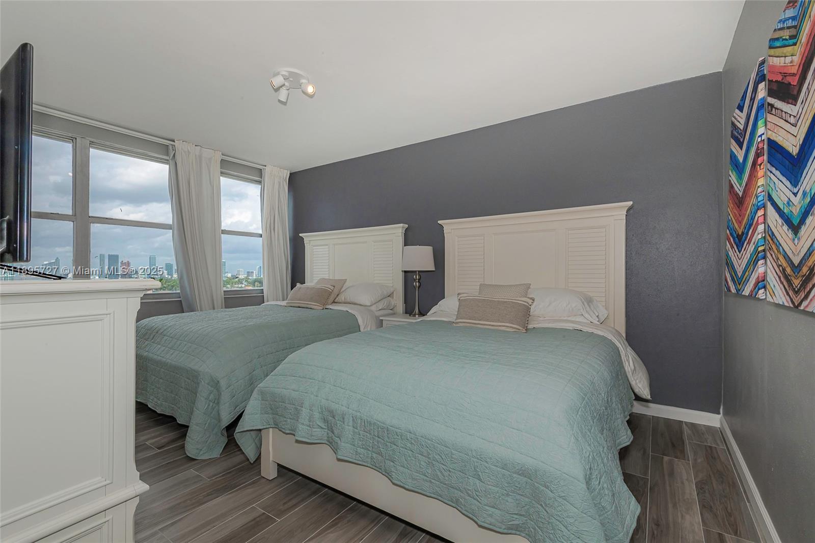 BELLE ISLE - Residential