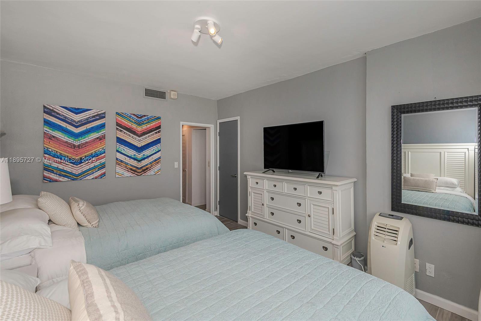 BELLE ISLE - Residential