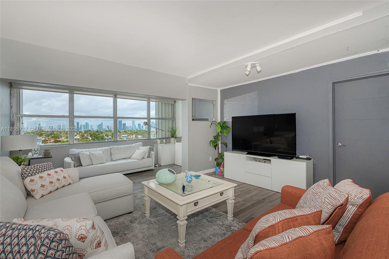 BELLE ISLE - Residential