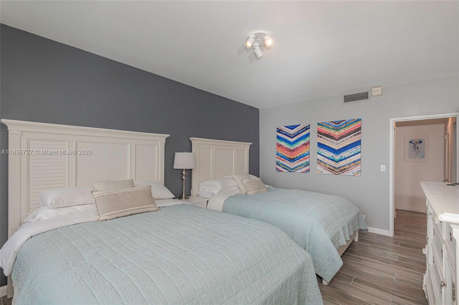 BELLE ISLE - Residential