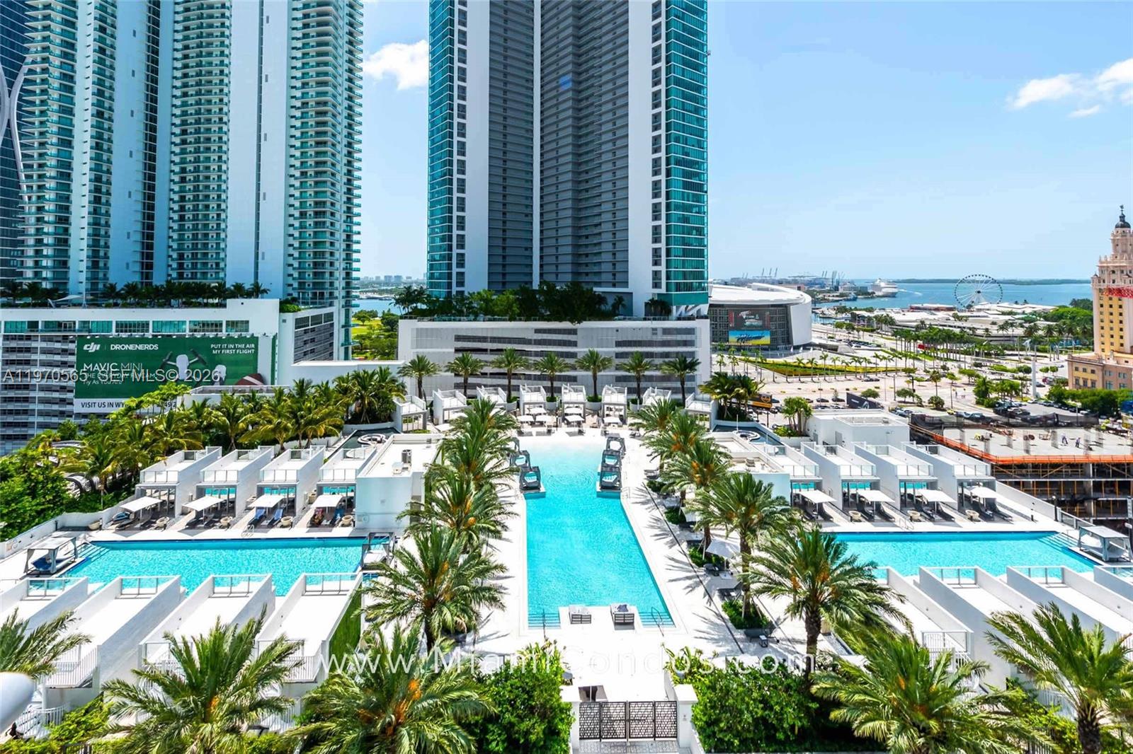 PARAMOUNT MIAMI WORLD - Residential