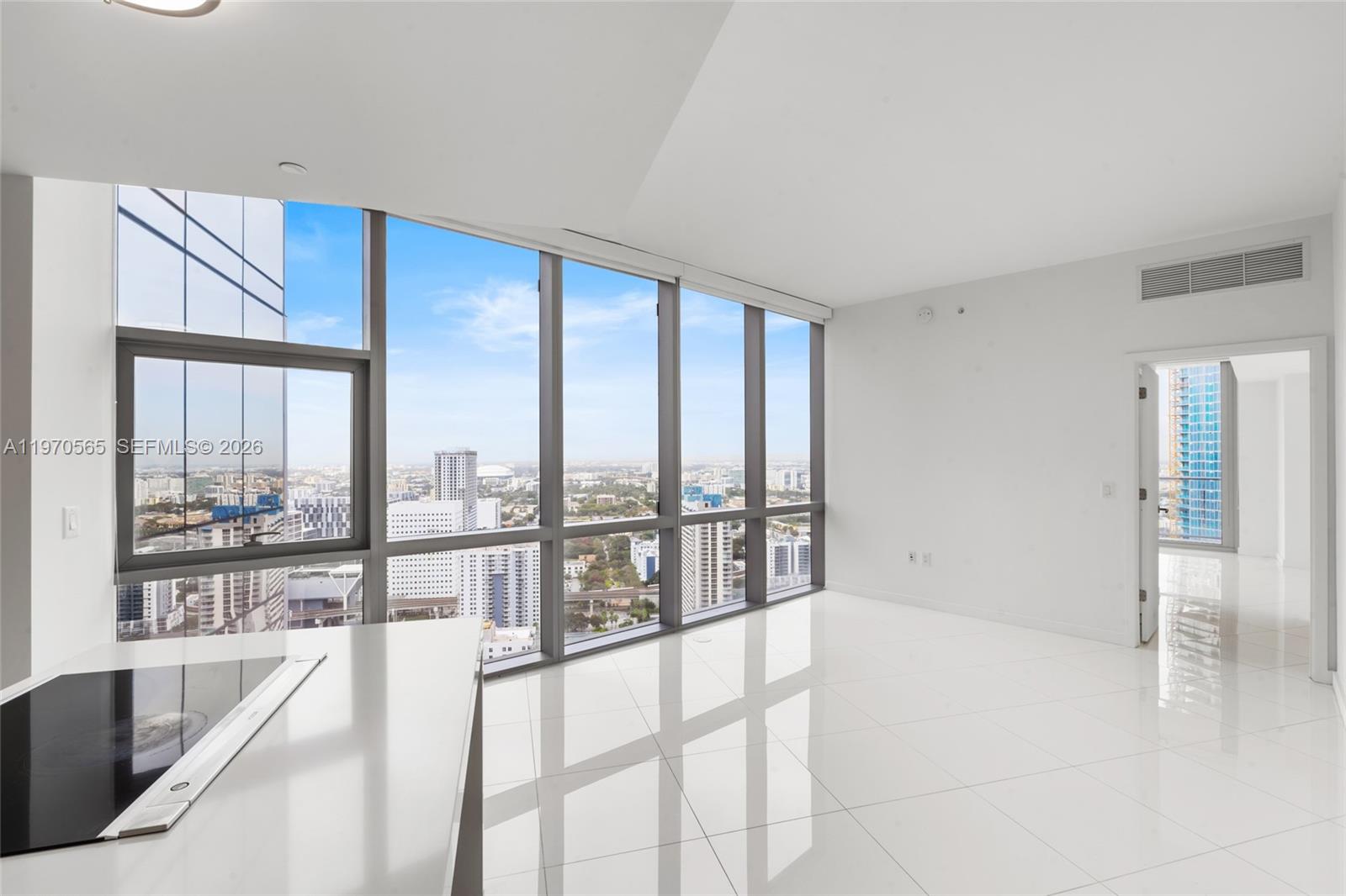 PARAMOUNT MIAMI WORLD - Residential