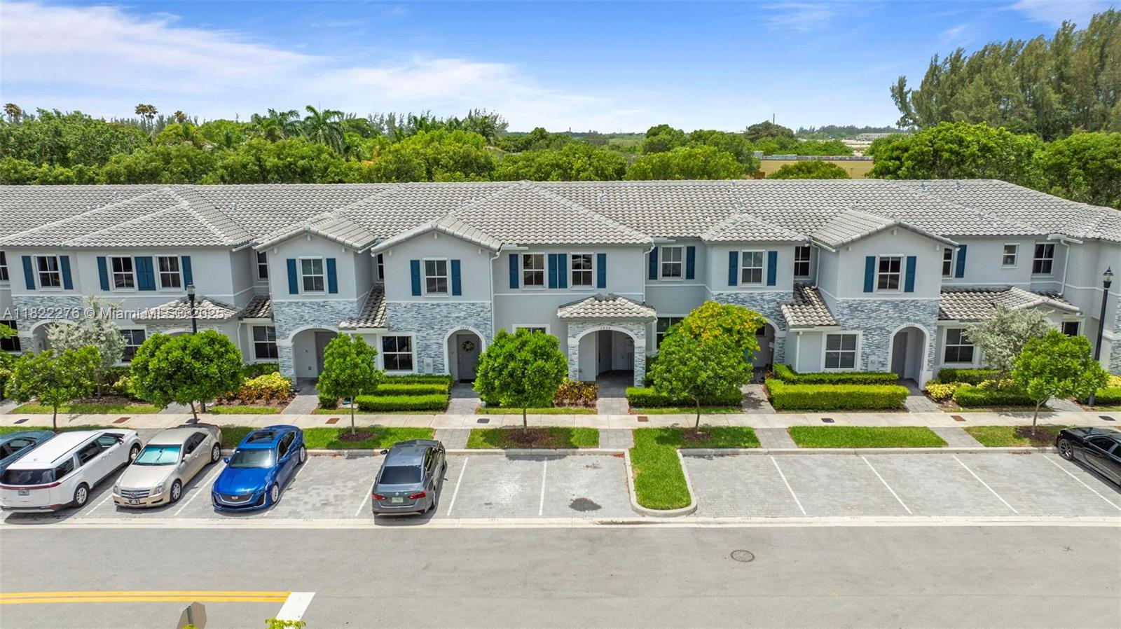2668 Se 19th St, Homestead, Miami-Dade County, Florida - 3 Bedrooms  
3 Bathrooms - 