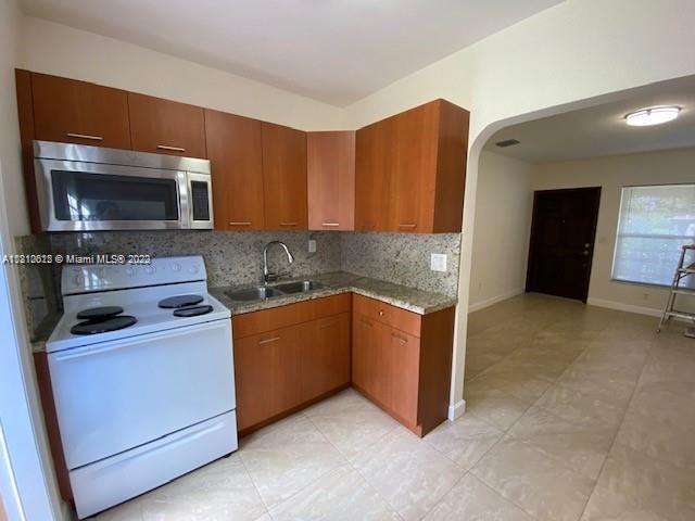 TRAIL TERRACE REV - Residential Lease