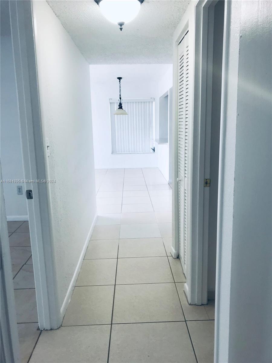 LAKEVIEW GARDENS AT MIAMI - Residential