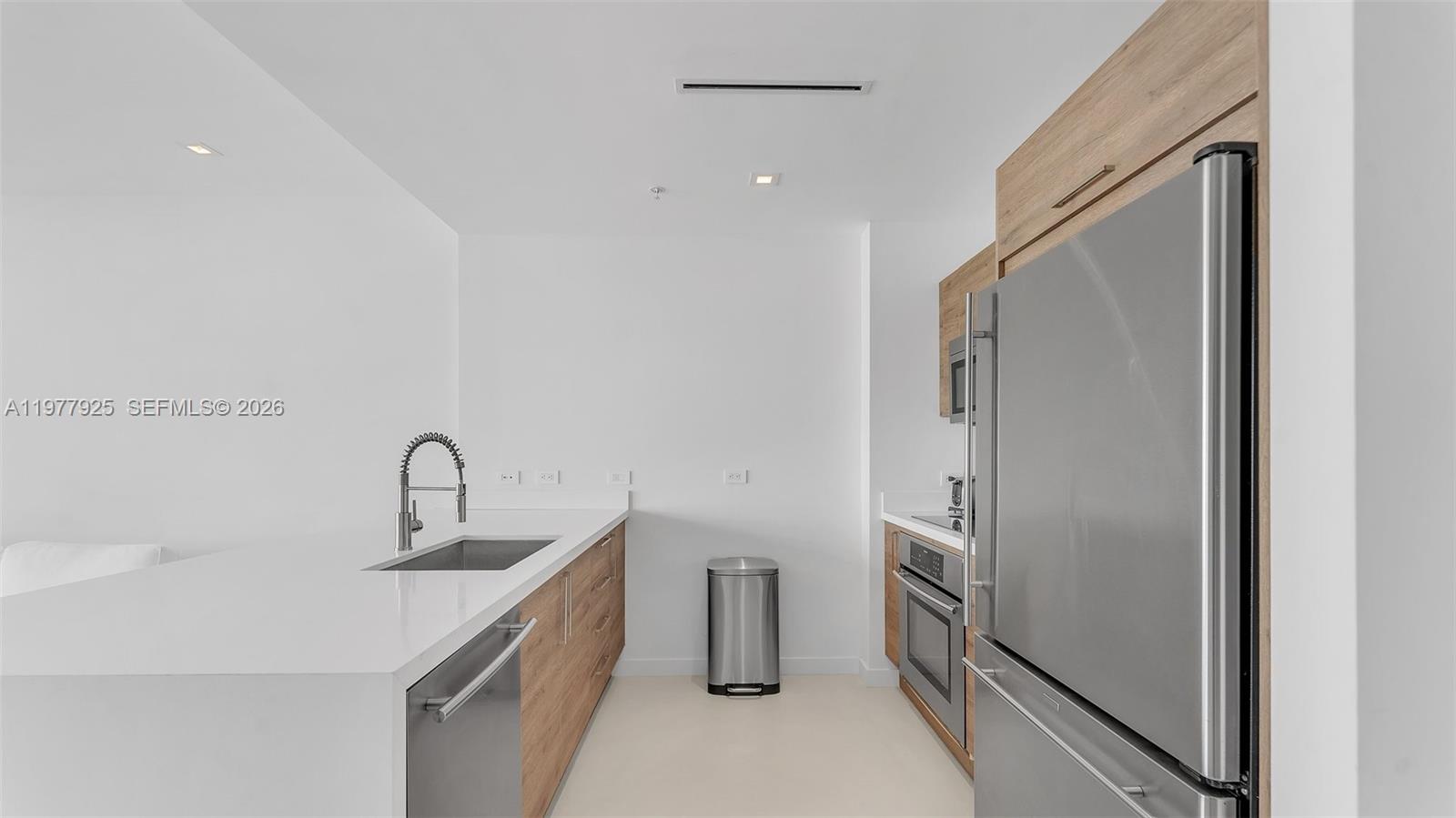 FOUR MIDTOWN MIAMI CONDO - Residential Lease