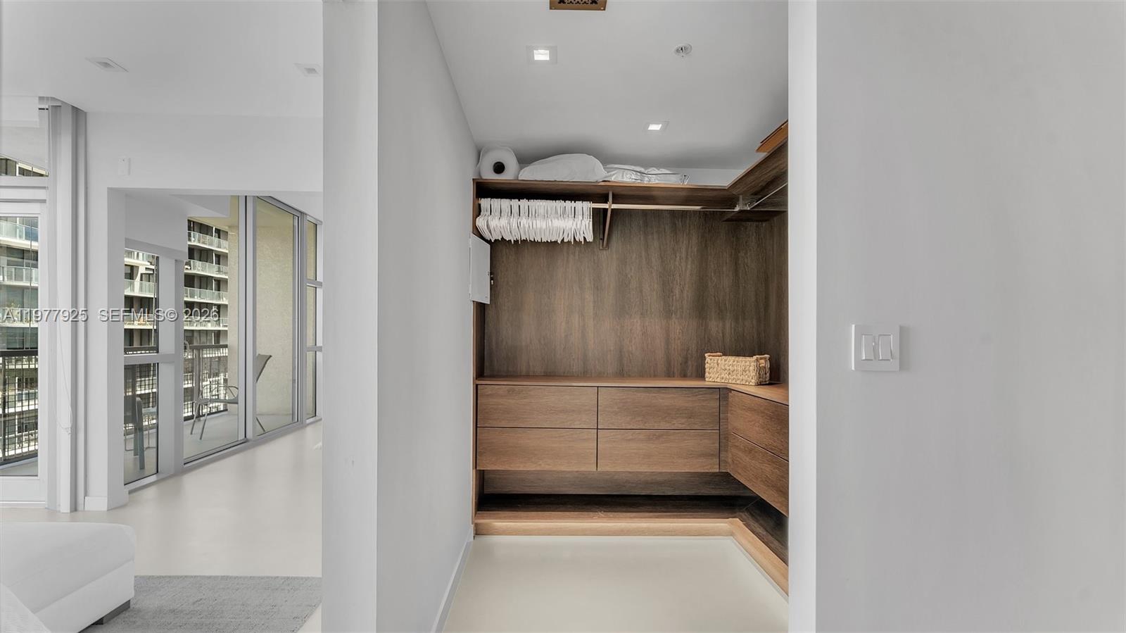 FOUR MIDTOWN MIAMI CONDO - Residential Lease