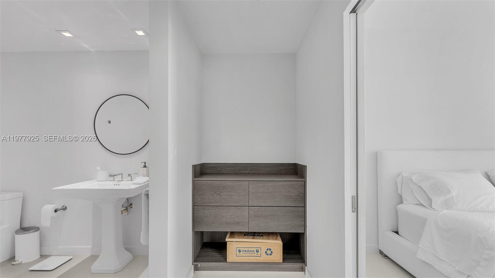 FOUR MIDTOWN MIAMI CONDO - Residential Lease