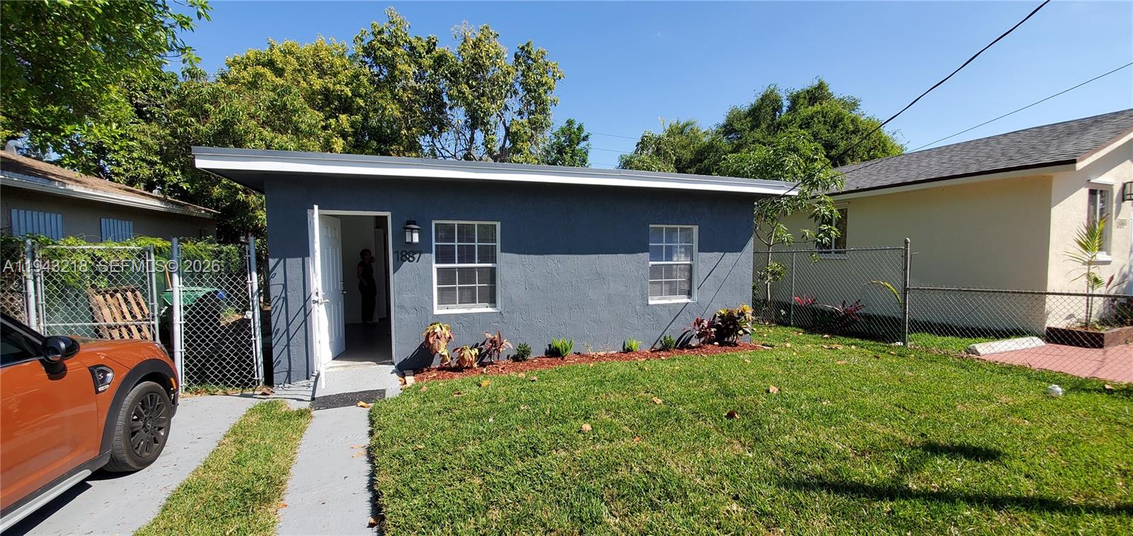 LIBERTY CITY - Residential