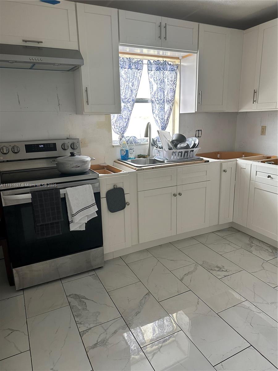 Lake Ridge Estate - Residential